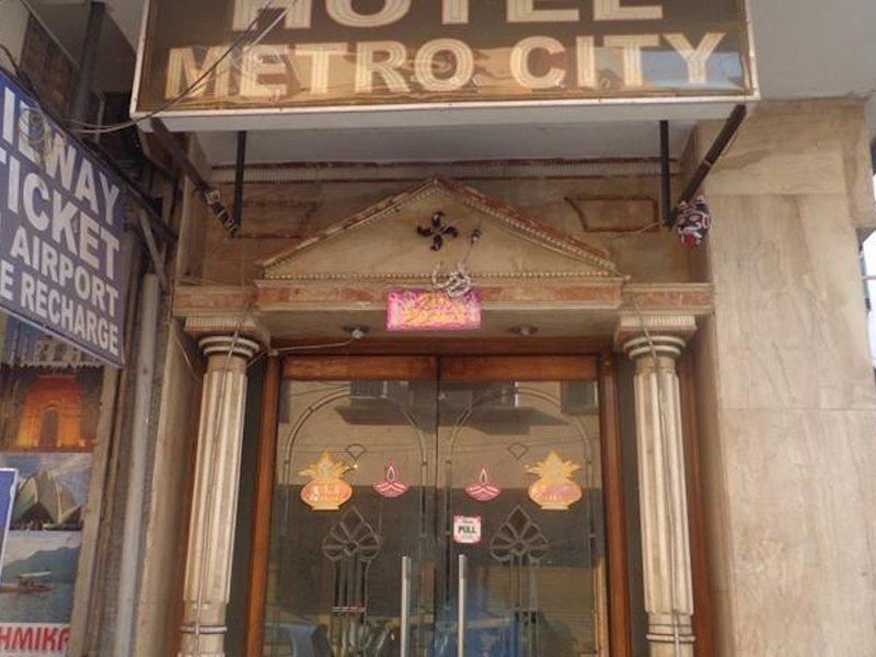 Metro City Nuova Delhi Esterno foto